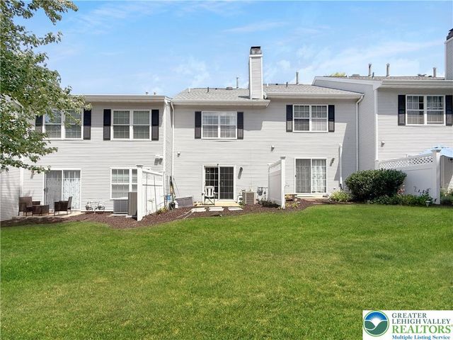1978 Willings Lane, Lower Saucon Twp, PA 18055