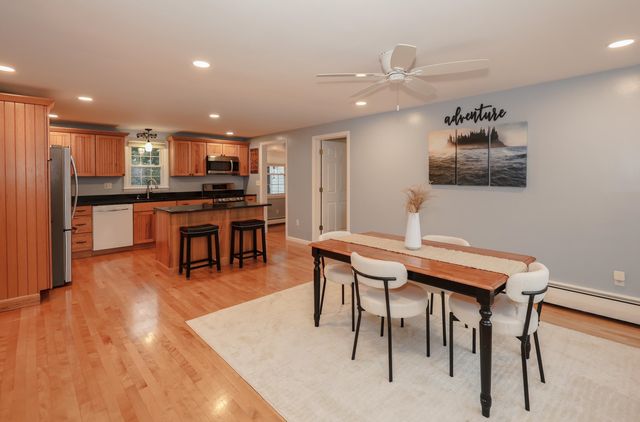 3 Sioux Avenue, Nashua, NH 03063