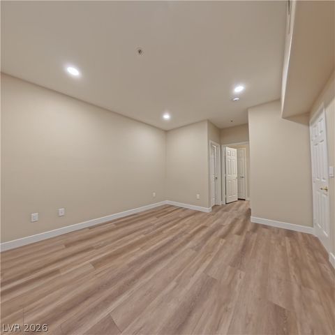 7151 South Durango Drive 213, Las Vegas, NV 89113
