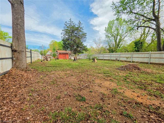 1104 Wise Avenue, High Point, NC 27260