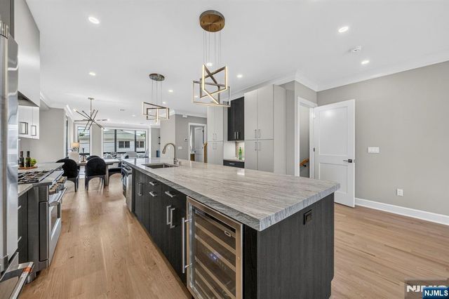 156 Morningside Lane B, Palisades Park, NJ 07650