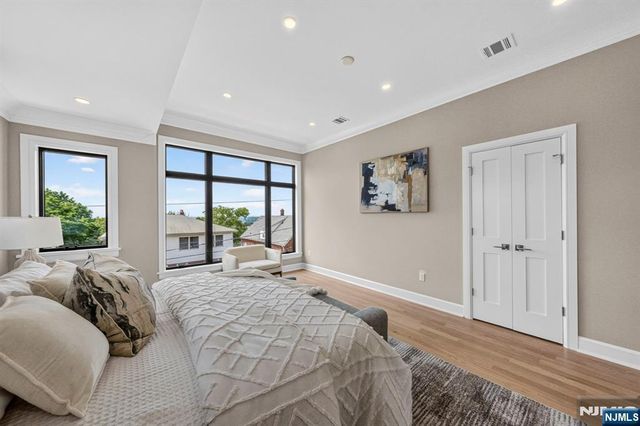 156 Morningside Lane B, Palisades Park, NJ 07650