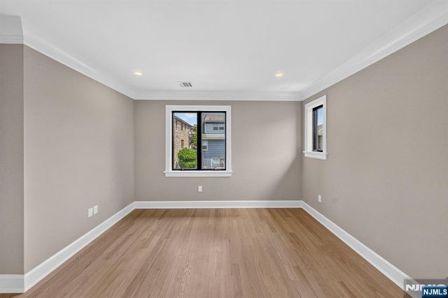 156 Morningside Lane B, Palisades Park, NJ 07650
