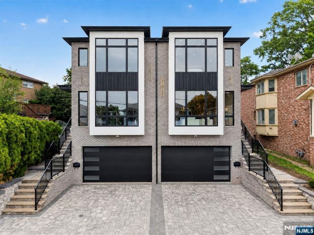 156 Morningside Lane B, Palisades Park, NJ 07650