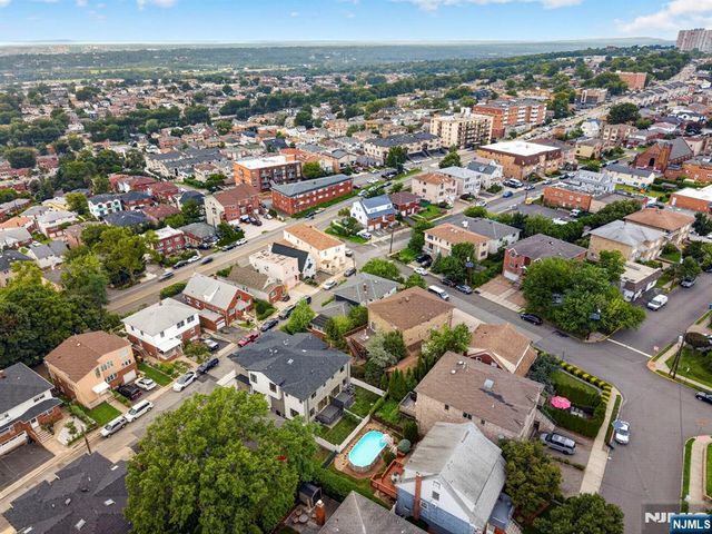 156 Morningside Lane B, Palisades Park, NJ 07650