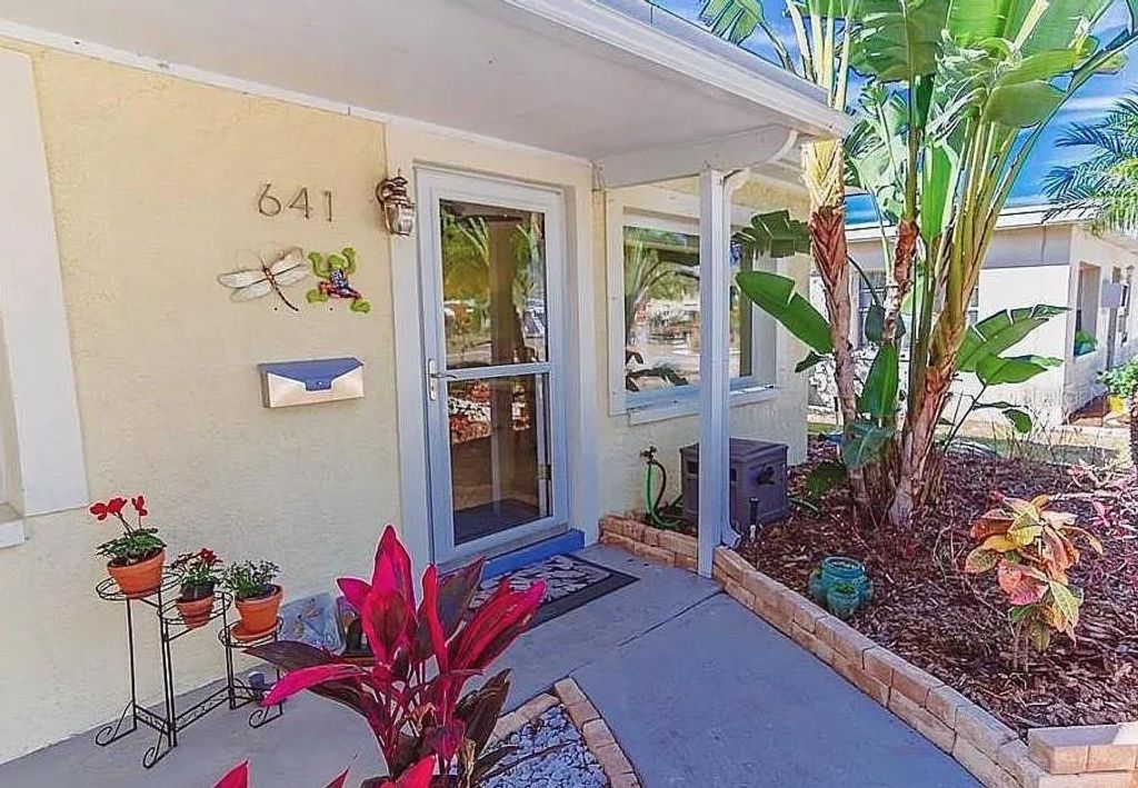 641 FOLSOM STREET S, St Petersburg, FL 33707
