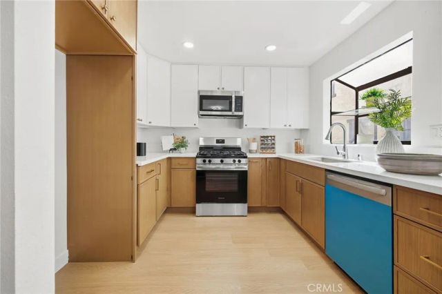 1290 Elm Ave D, San Gabriel, CA 91775