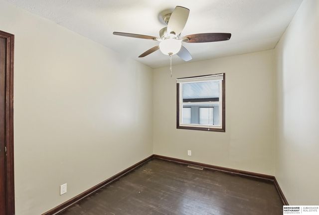 3401 S 121st Street, Omaha, NE 68144