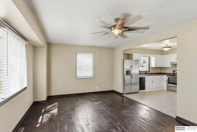 3401 S 121st Street, Omaha, NE 68144