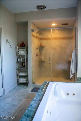 2415 Michelle Court, Willoughby Hills, OH 44094