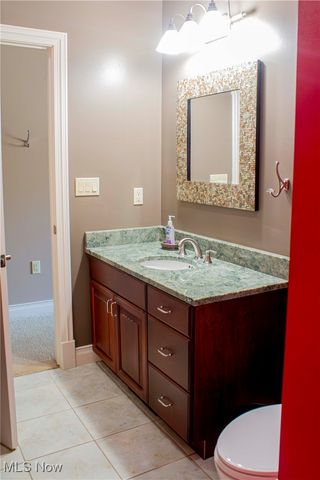 2415 Michelle Court, Willoughby Hills, OH 44094