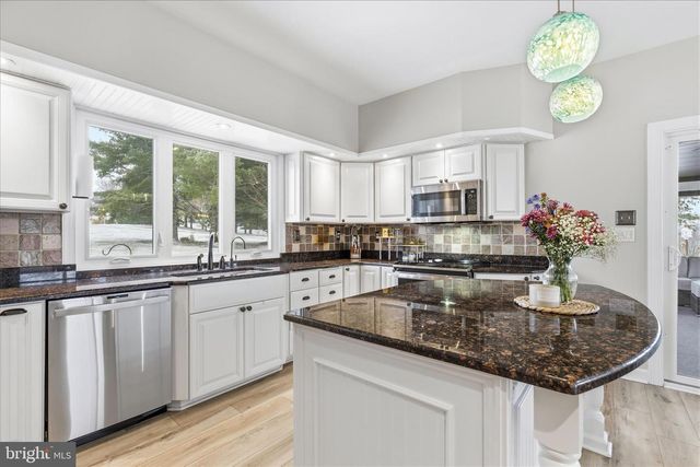 3293 N HILL CT, Middletown, MD 21769