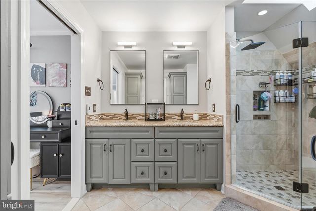 3293 N HILL CT, Middletown, MD 21769