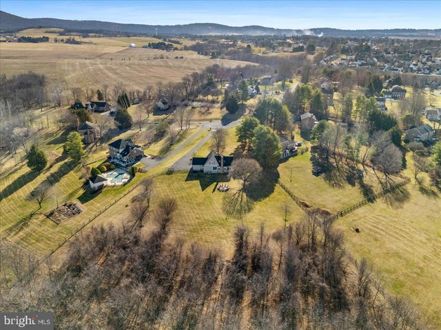 3293 N HILL CT, Middletown, MD 21769