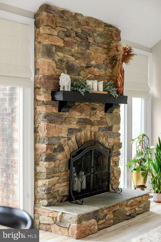 3293 N HILL CT, Middletown, MD 21769