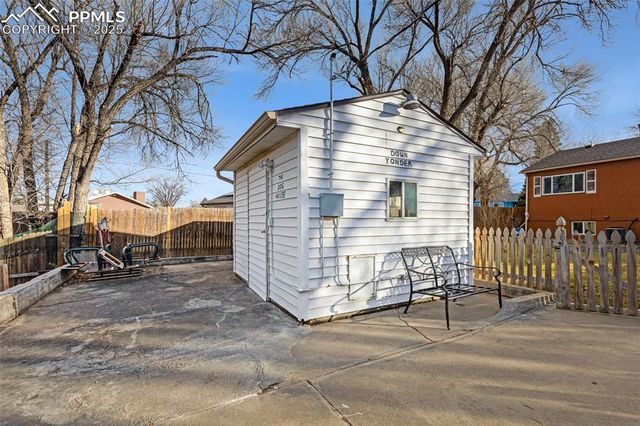 2530 E San Miguel Street, Colorado Springs, CO 80909