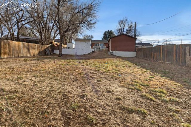 2530 E San Miguel Street, Colorado Springs, CO 80909