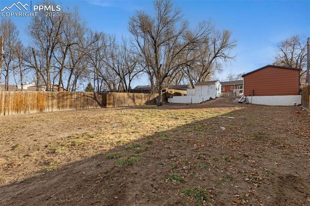 2530 E San Miguel Street, Colorado Springs, CO 80909