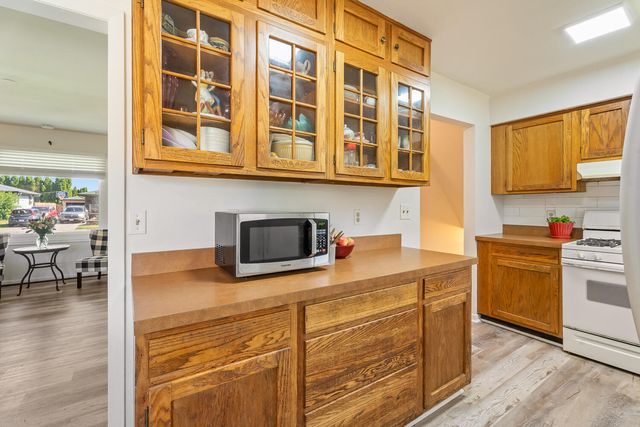 3010 43rd Street, Highland, IN 46322