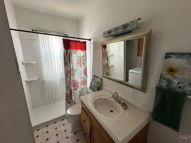 1437 E 4th St, Pueblo, CO 81001
