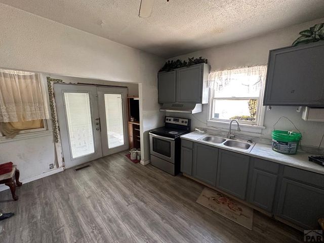 1437 E 4th St, Pueblo, CO 81001
