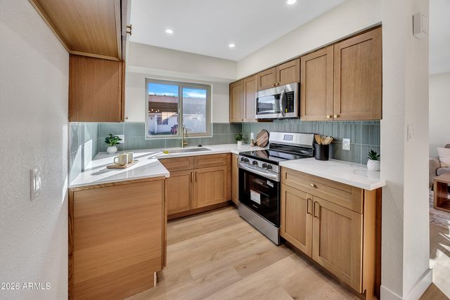 2612 E 10TH Street, Tempe, AZ 85288