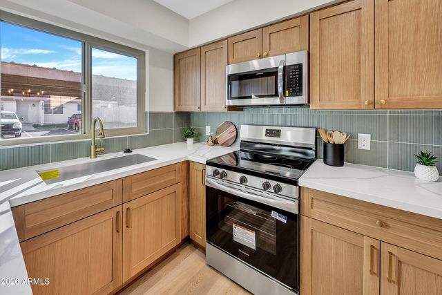 2612 E 10TH Street, Tempe, AZ 85288