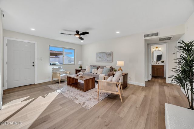 2612 E 10TH Street, Tempe, AZ 85288