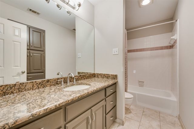 1738 Creek Bend Drive, Midlothian, TX 76065