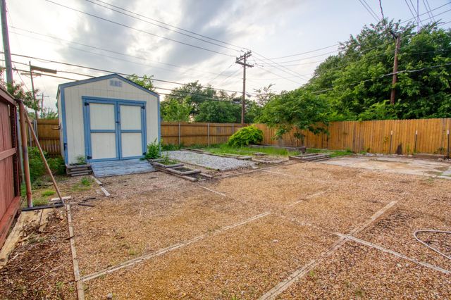243 Centennial Drive, Lewisville, TX 75067