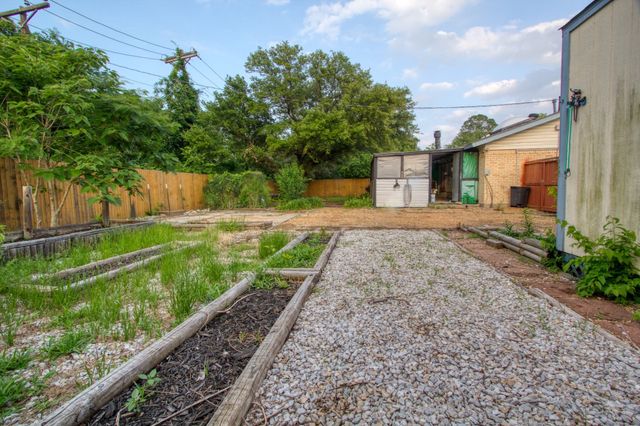 243 Centennial Drive, Lewisville, TX 75067