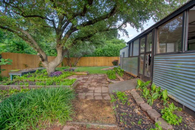243 Centennial Drive, Lewisville, TX 75067