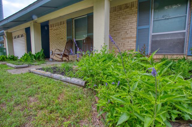 243 Centennial Drive, Lewisville, TX 75067