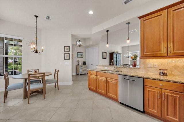 15824 AMBER FALLS DRIVE, Wimauma, FL 33598