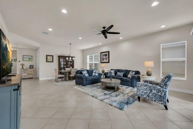 15824 AMBER FALLS DRIVE, Wimauma, FL 33598