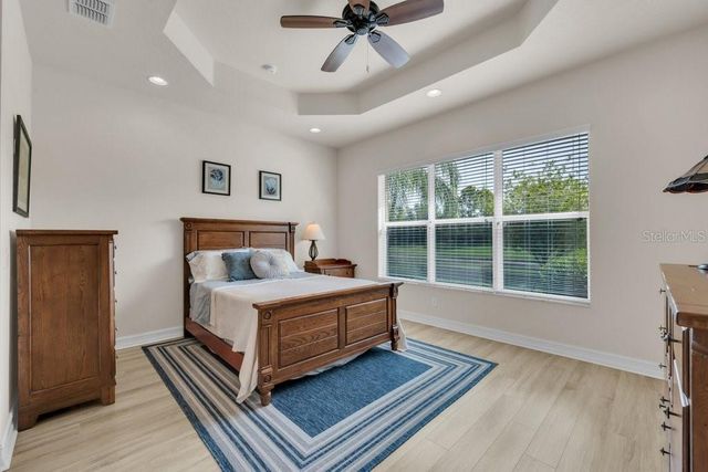 15824 AMBER FALLS DRIVE, Wimauma, FL 33598