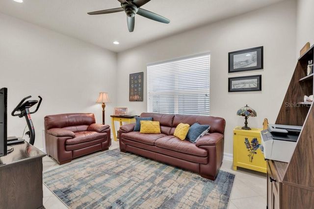 15824 AMBER FALLS DRIVE, Wimauma, FL 33598