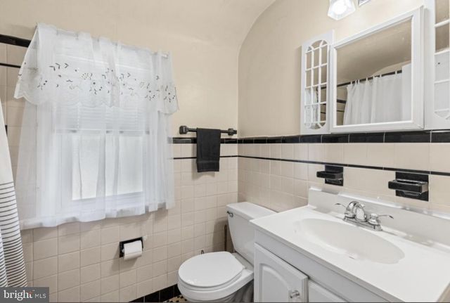105 E COULTER AVE, Collingswood, NJ 08108
