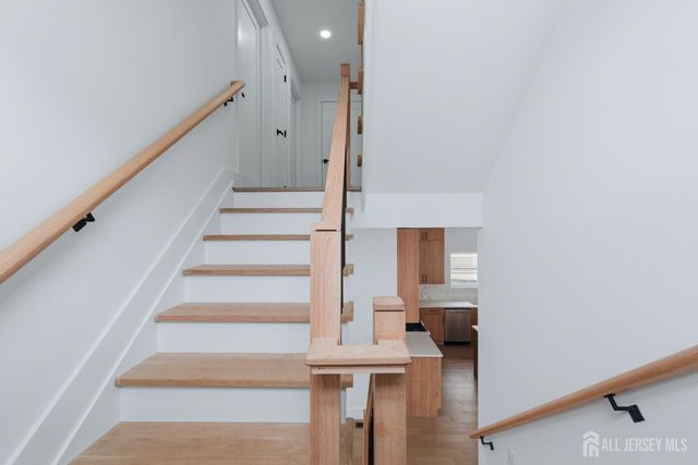 617 Fairview Avenue, Piscataway, NJ 08854