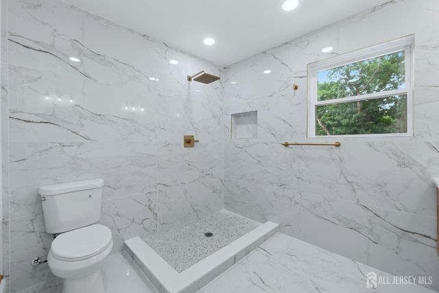 617 Fairview Avenue, Piscataway, NJ 08854
