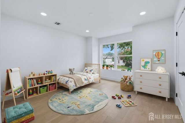 617 Fairview Avenue, Piscataway, NJ 08854