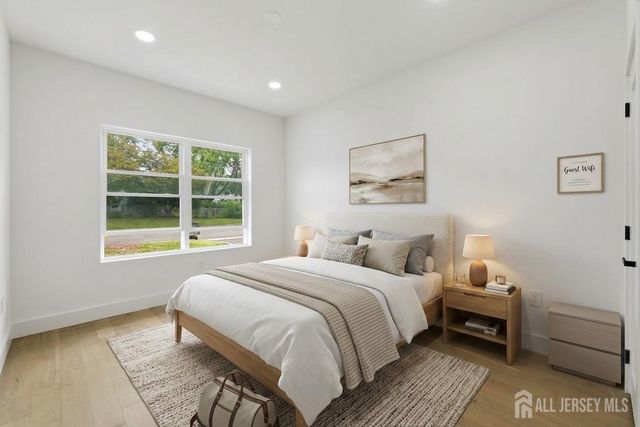617 Fairview Avenue, Piscataway, NJ 08854