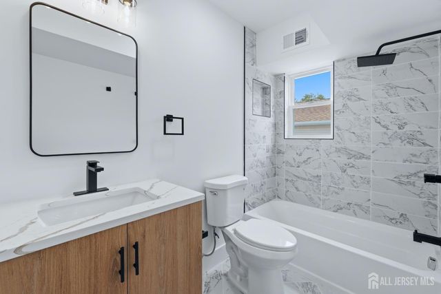 617 Fairview Avenue, Piscataway, NJ 08854