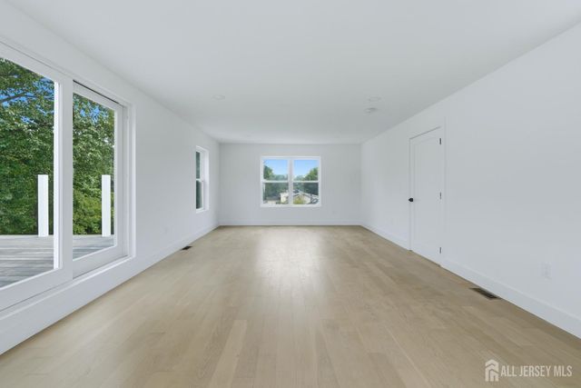 617 Fairview Avenue, Piscataway, NJ 08854