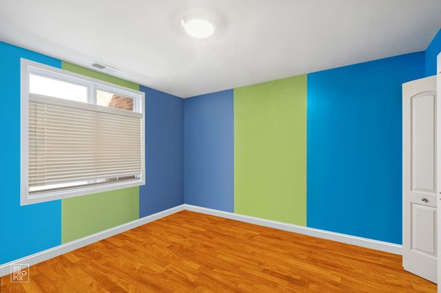 3537 W Carroll Avenue 3, Chicago, IL 60624