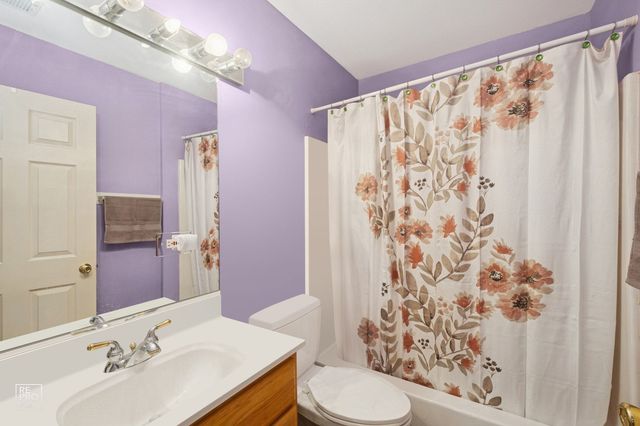 3537 W Carroll Avenue 3, Chicago, IL 60624