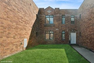 3537 W Carroll Avenue 3, Chicago, IL 60624