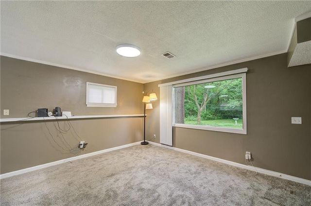 4413 N Bellefontaine Avenue, Kansas City, MO 64117
