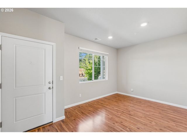 15670 Nw BRUGGER Rd, Portland, OR 97229