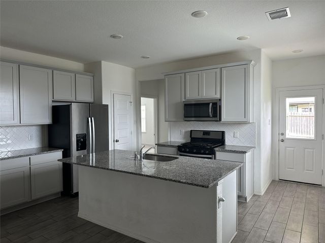 5739 Tabula Rasa Drive, Katy, TX 77493